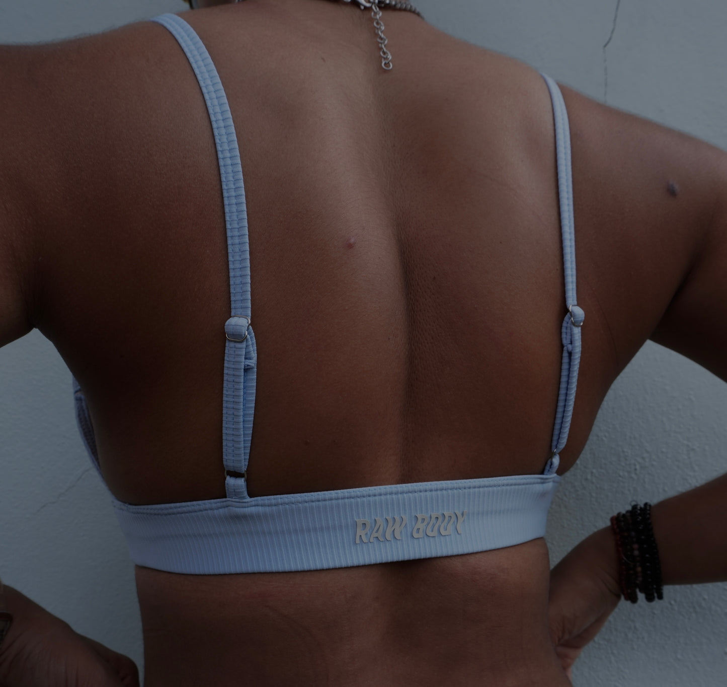 RIBBED TRIANGLE - Raw Body