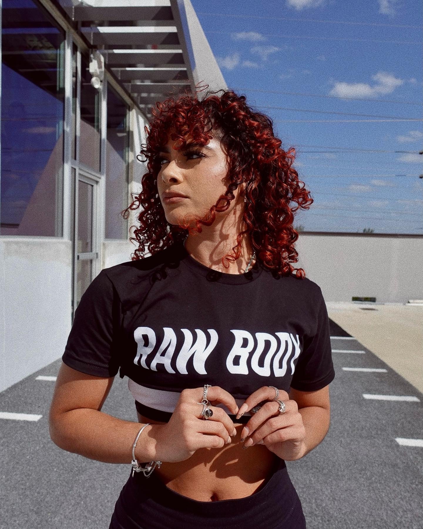 RAWBODY CROP TOP TEE