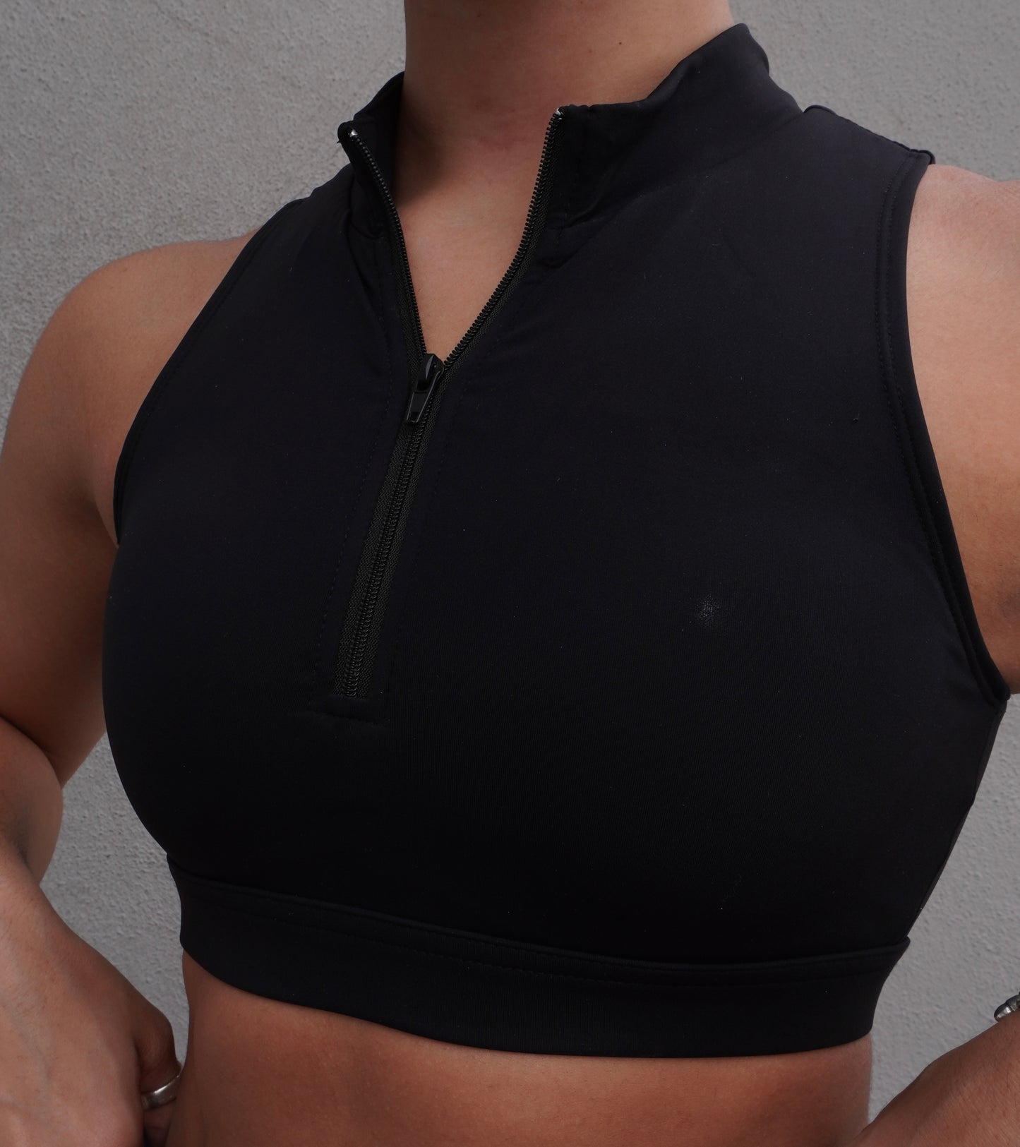 ZIPPER KNOCKOUT - Raw Body