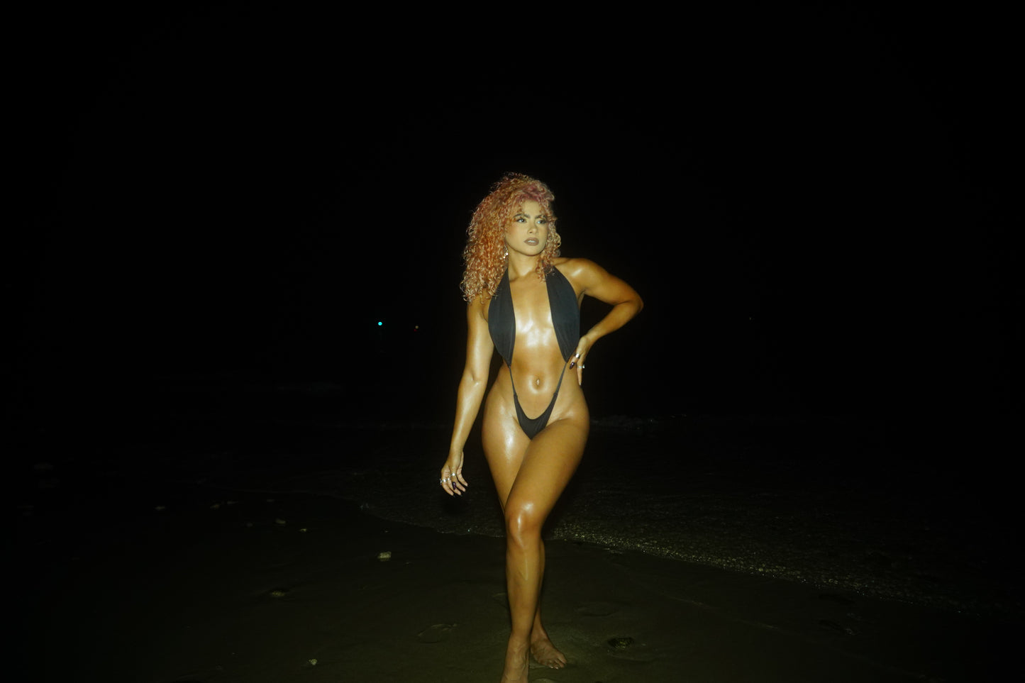 RAW BODY ONE-PIECE - Raw Body