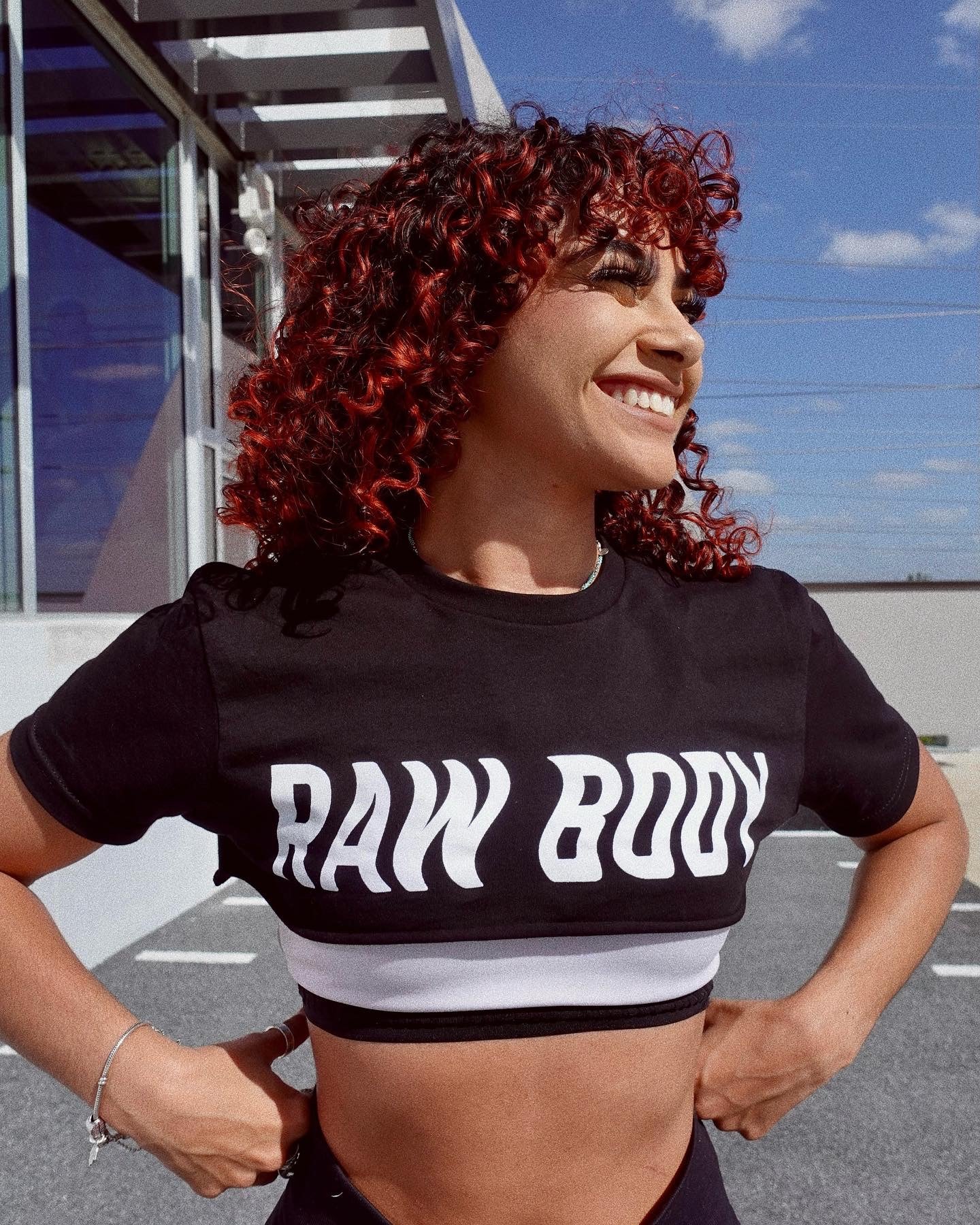 RAWBODY CROP TOP TEE