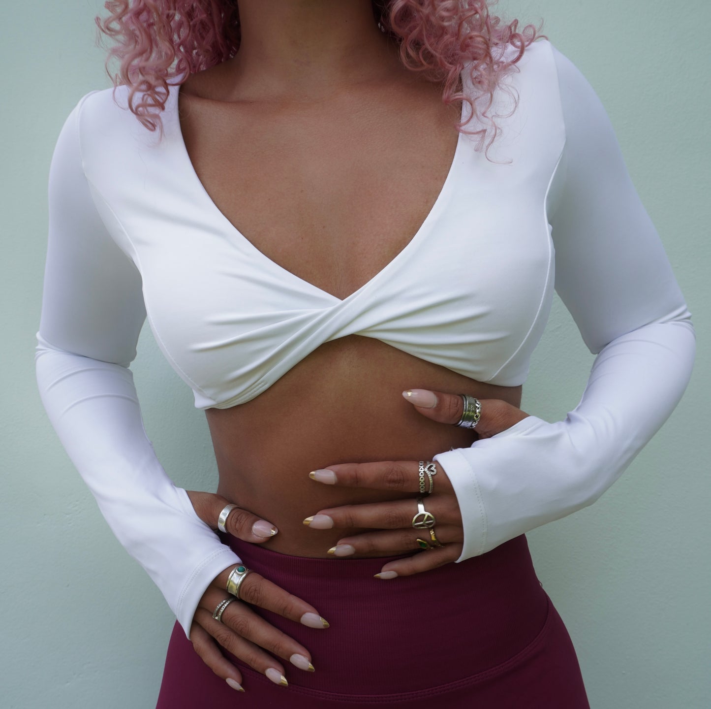 TWISTED LONG SLEEVE SPORTS BRA - Raw Body