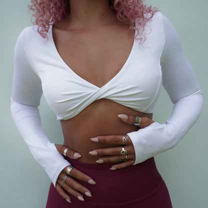 TWISTED LONG SLEEVE SPORTS BRA - Raw Body